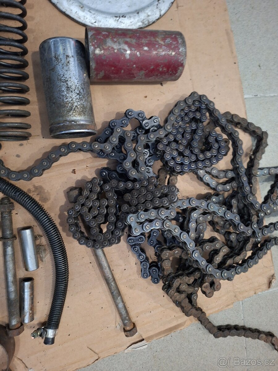 Jawa CZ 175, 250 kyvacka - nahradni dily - 7