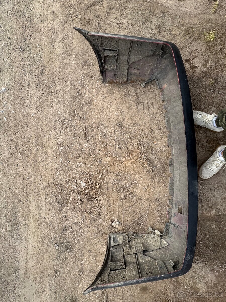 Bmw e36 coupe zadní narazník - 7