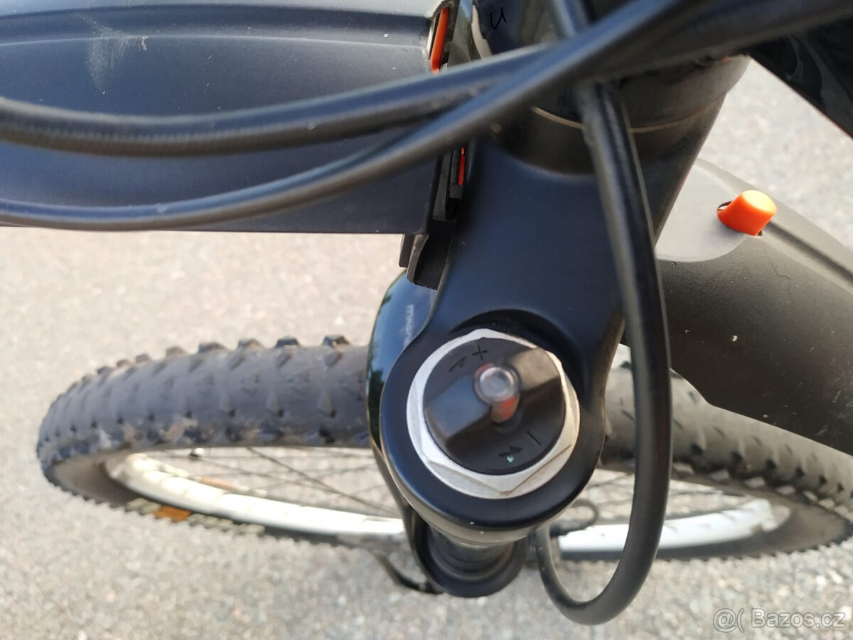 Carrera Banshee - full, celopéro, celoodpružené kolo - 7