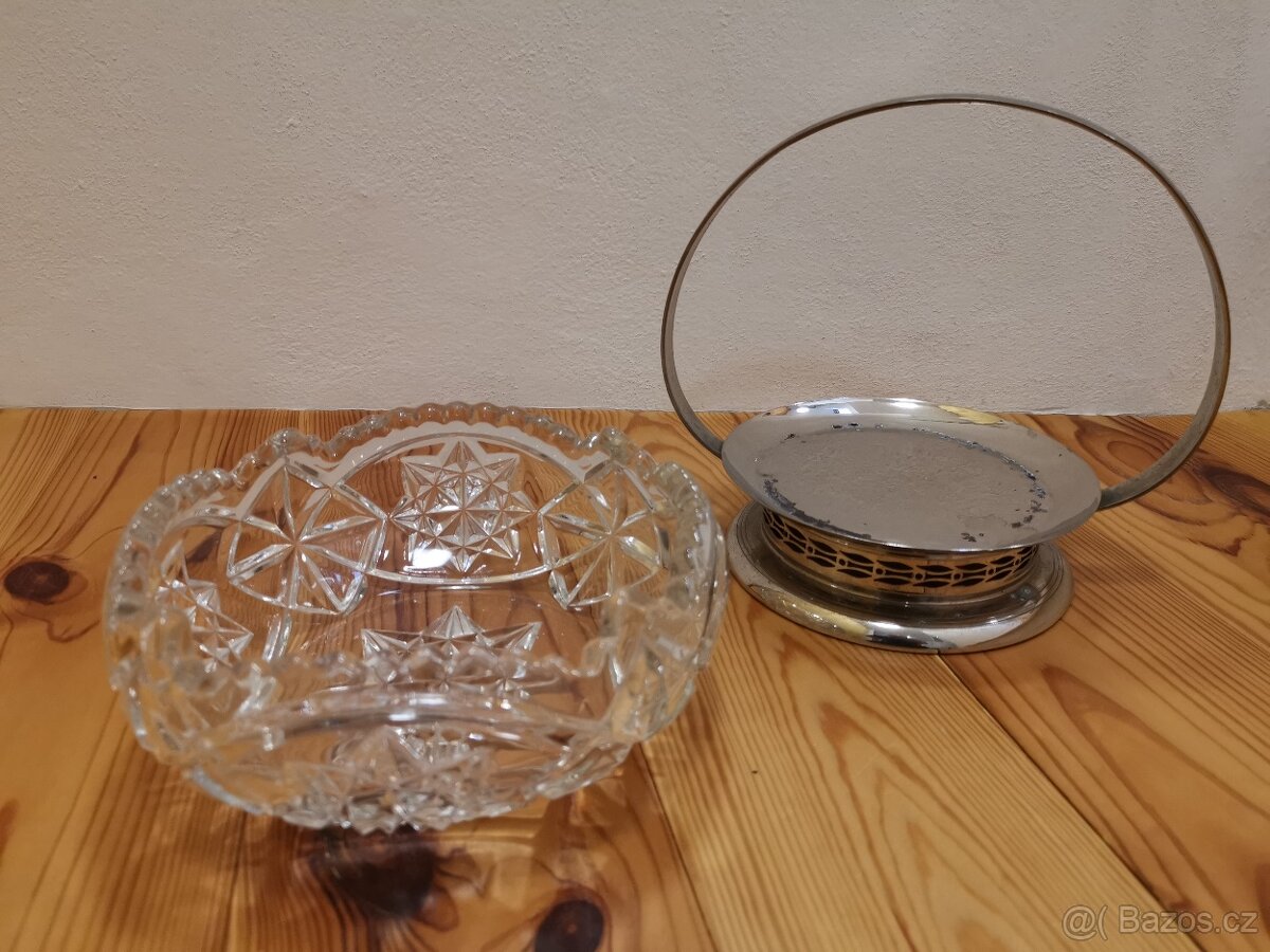 Skleněná mísa s nositkem. - 7