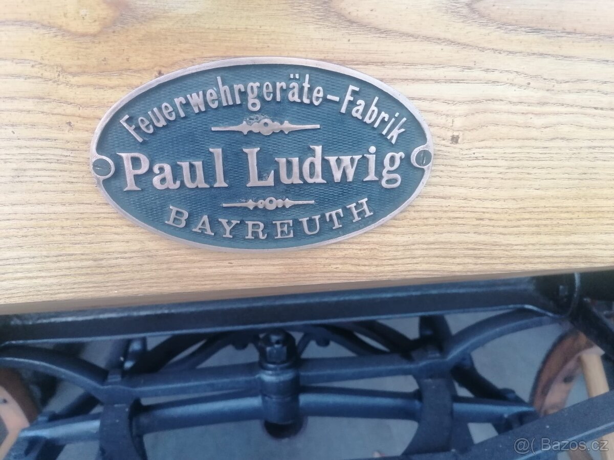 Motorová hasičská stříkačka - 7