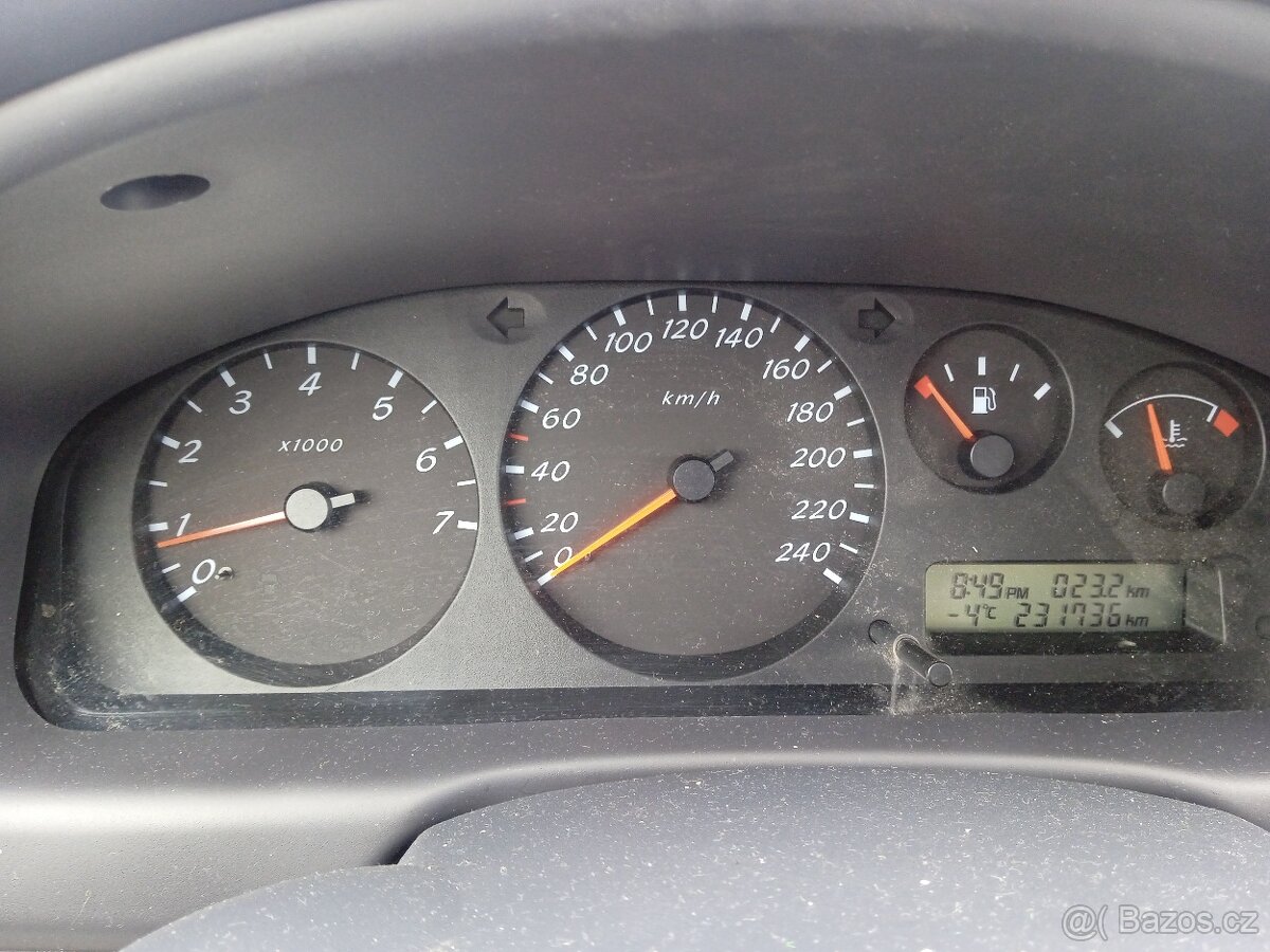 Nissan Almera 1.8i s LPG - 7