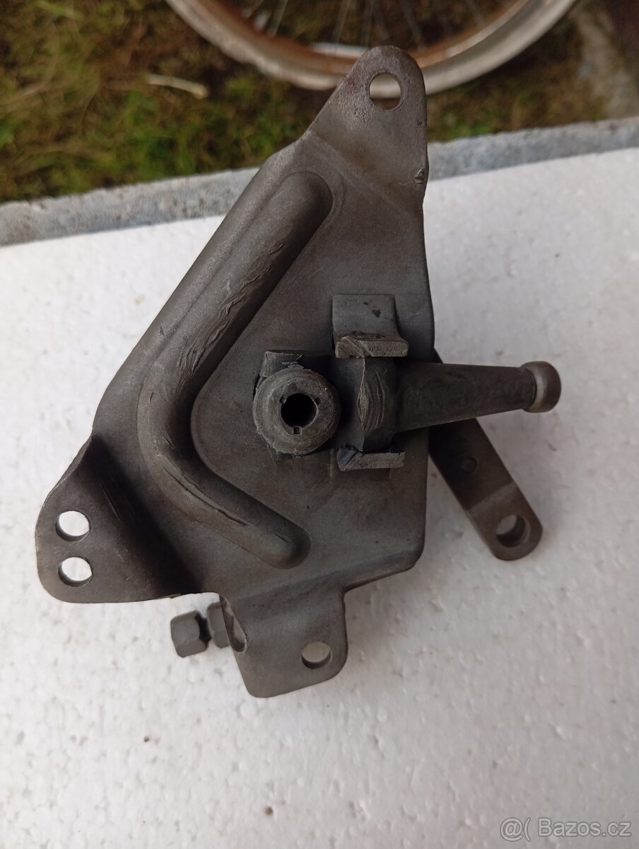 nahradni dily ČZ 175 - 7