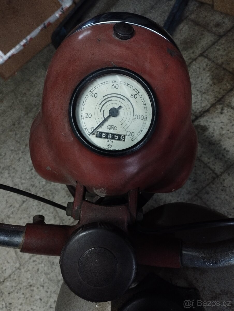 Jawa 250 pérák - 7