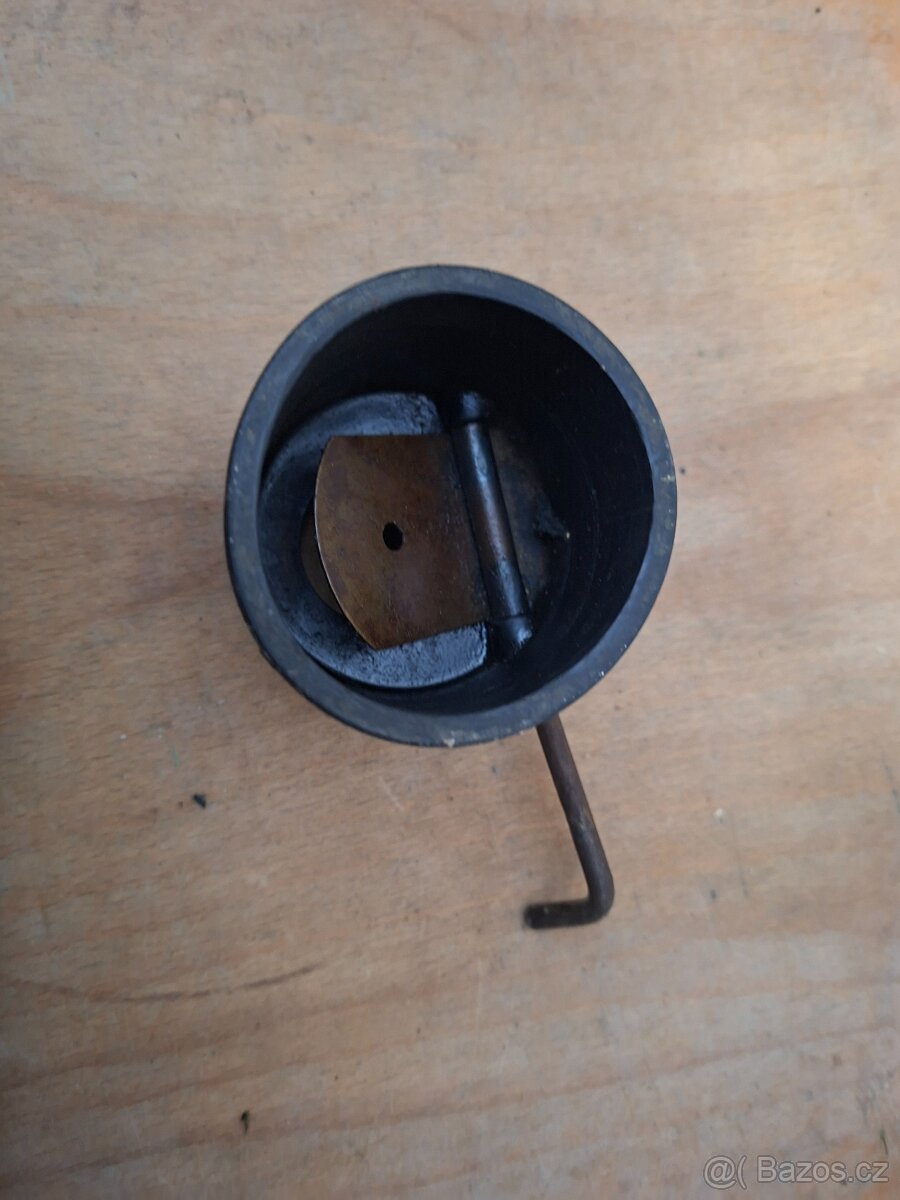 Jawa 250, 350 kyvacka, panelka - klapka sani - 7