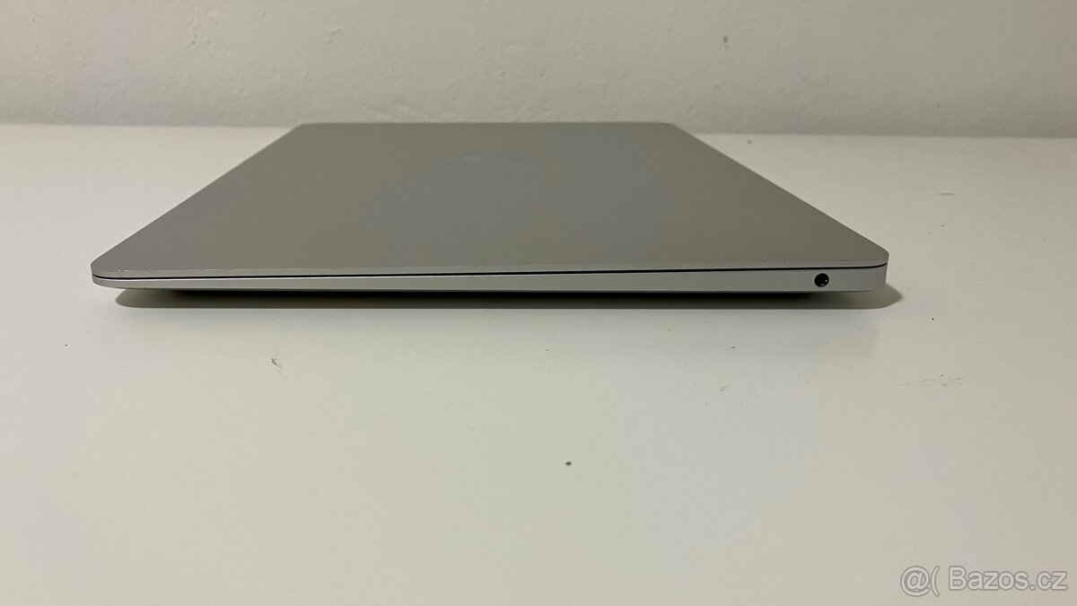 Macbook Air 13” 2020 M1 top stav - 7