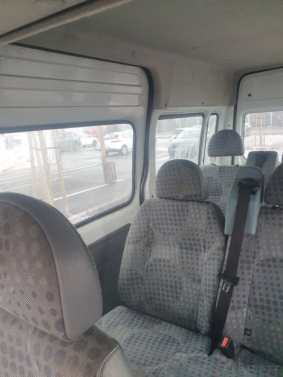 Ford Transit 2.2 2011 9ti místné - 7