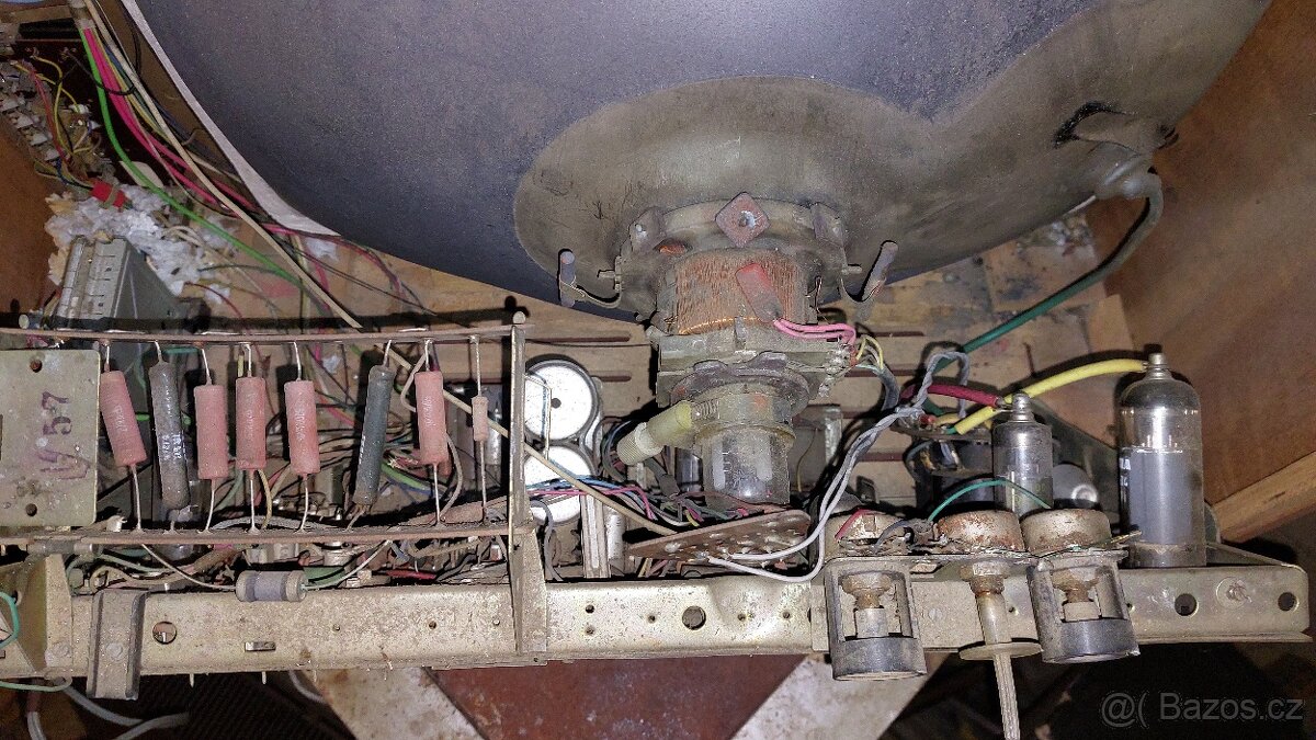 Televize Tesla Limba 4252U (černobílý televizor) - 7