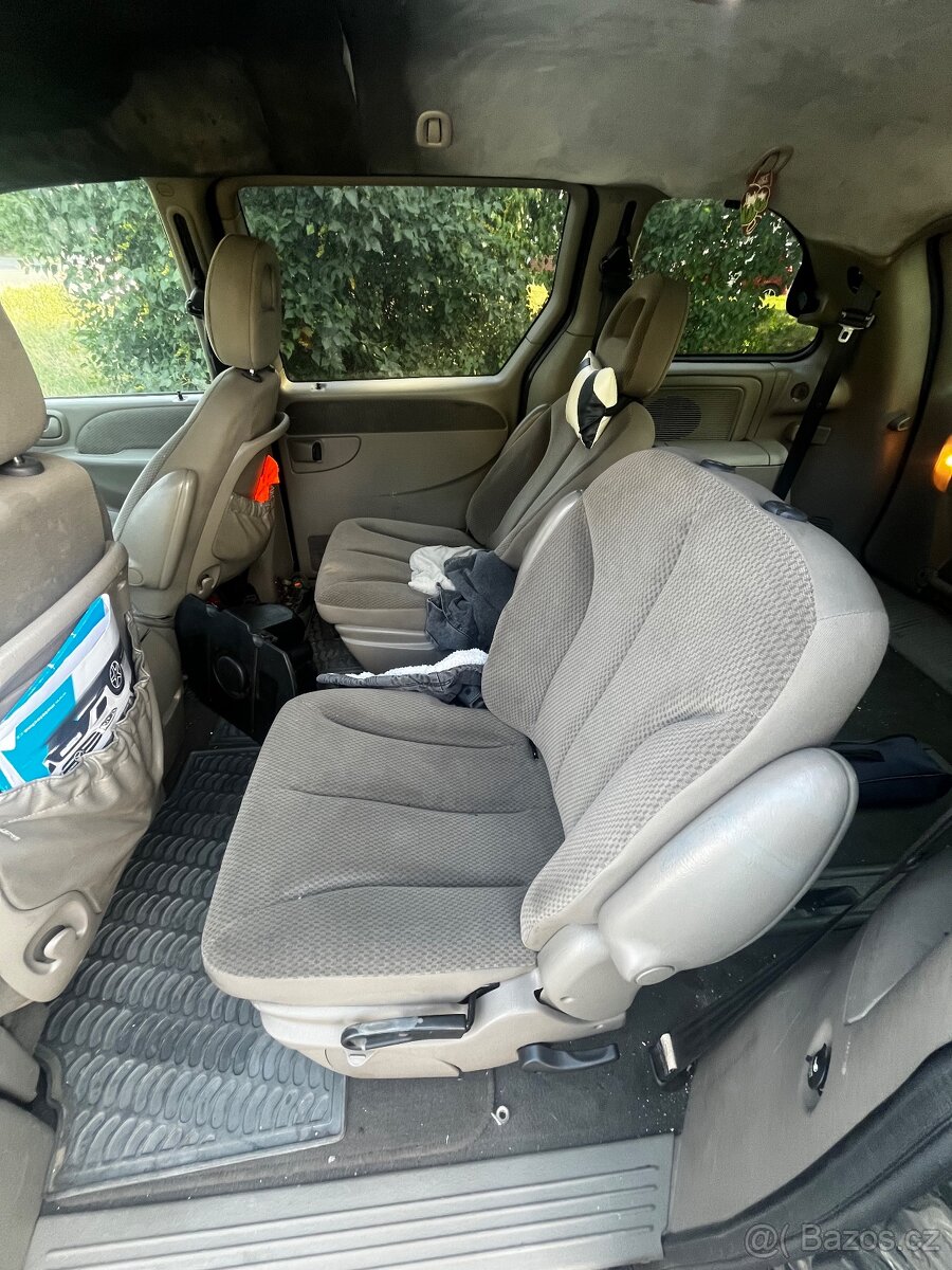 Chrysler voyager 2,8 CRD 110kw AUTOMAT - 7