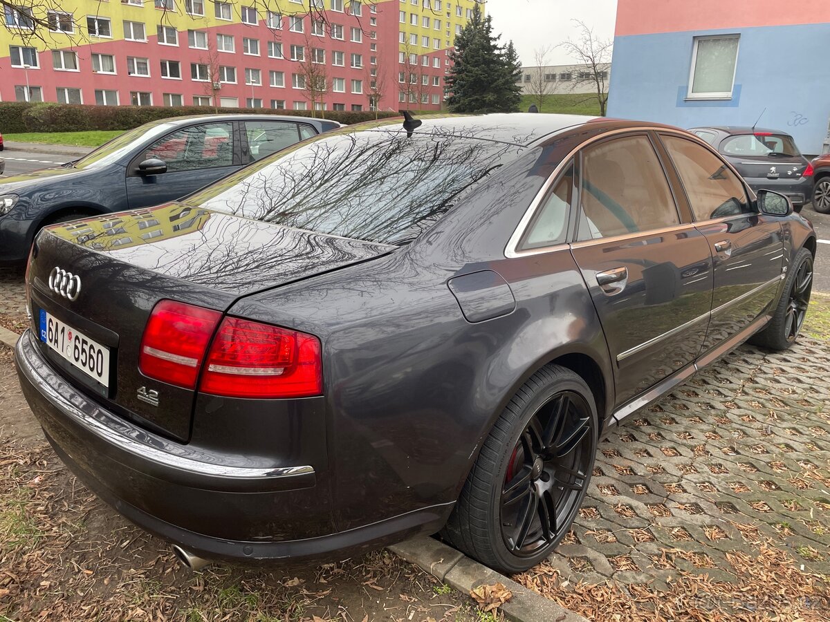 Prodám díly kód barva LZ7Q - 7