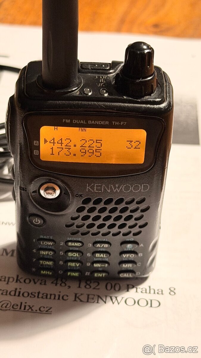 Kenwood TH-F7E -TOP STAV - 7
