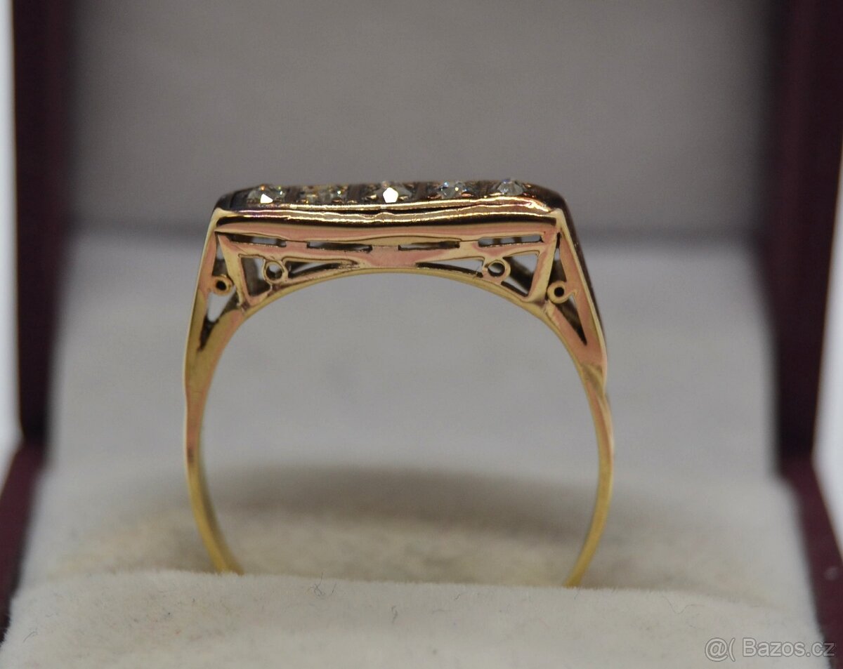 Zlatý prsten osázený brilianty celkem 0.20 ct - 7