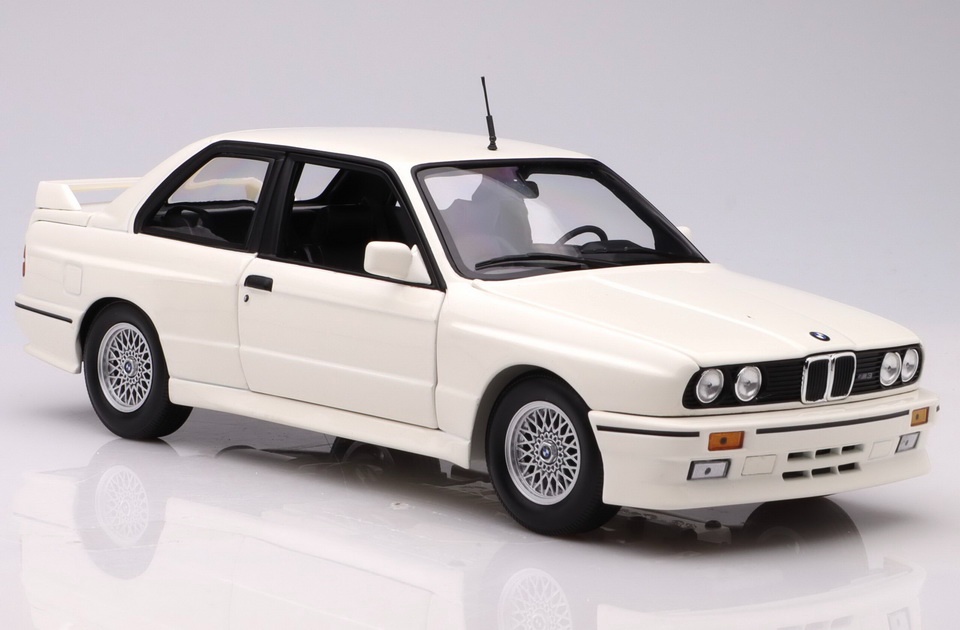 BMW E30 M3 1987 1:18 Minichamps - 7
