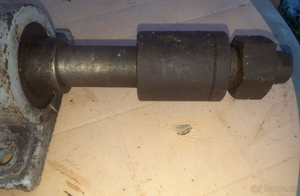 Hřídel cirkulárky - okružní pily (vřeteno) - 7