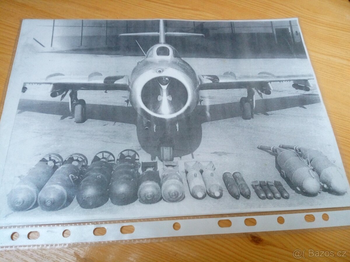 Prodám věci z letectví v Čáslavi + uniformy - 7