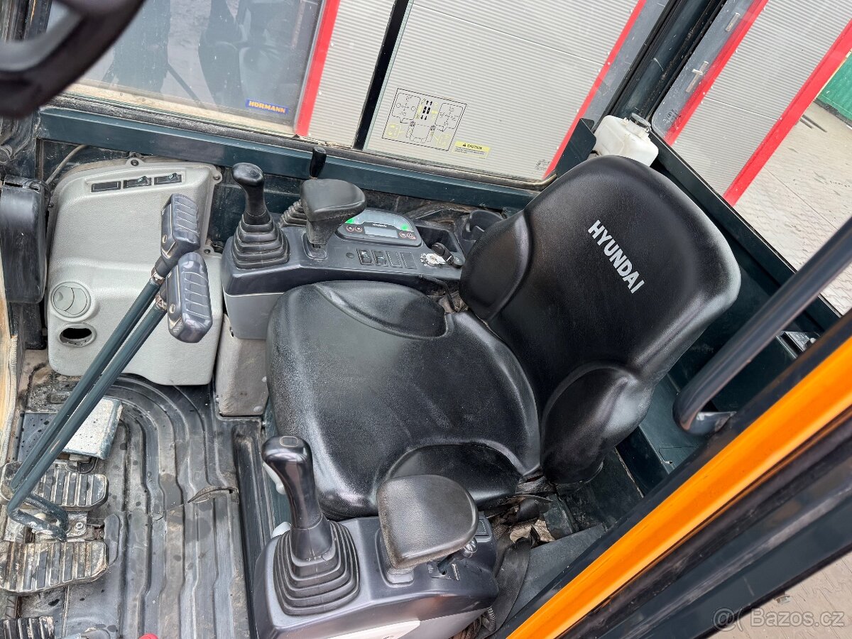 Hyundai 18-9 Robex Minibagr 2T + 3x lžíce - 7