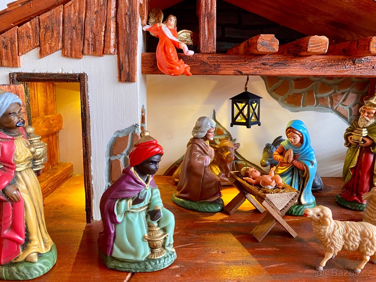 Starý velký dřevěný betlém s osvětlením - 7