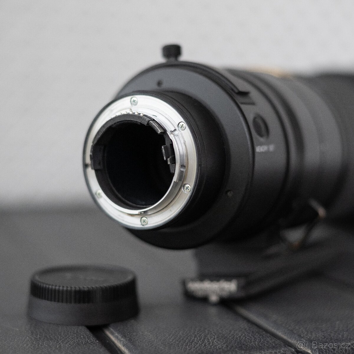 Nikon Nikkor 200-400 f4 G ED VR - 7