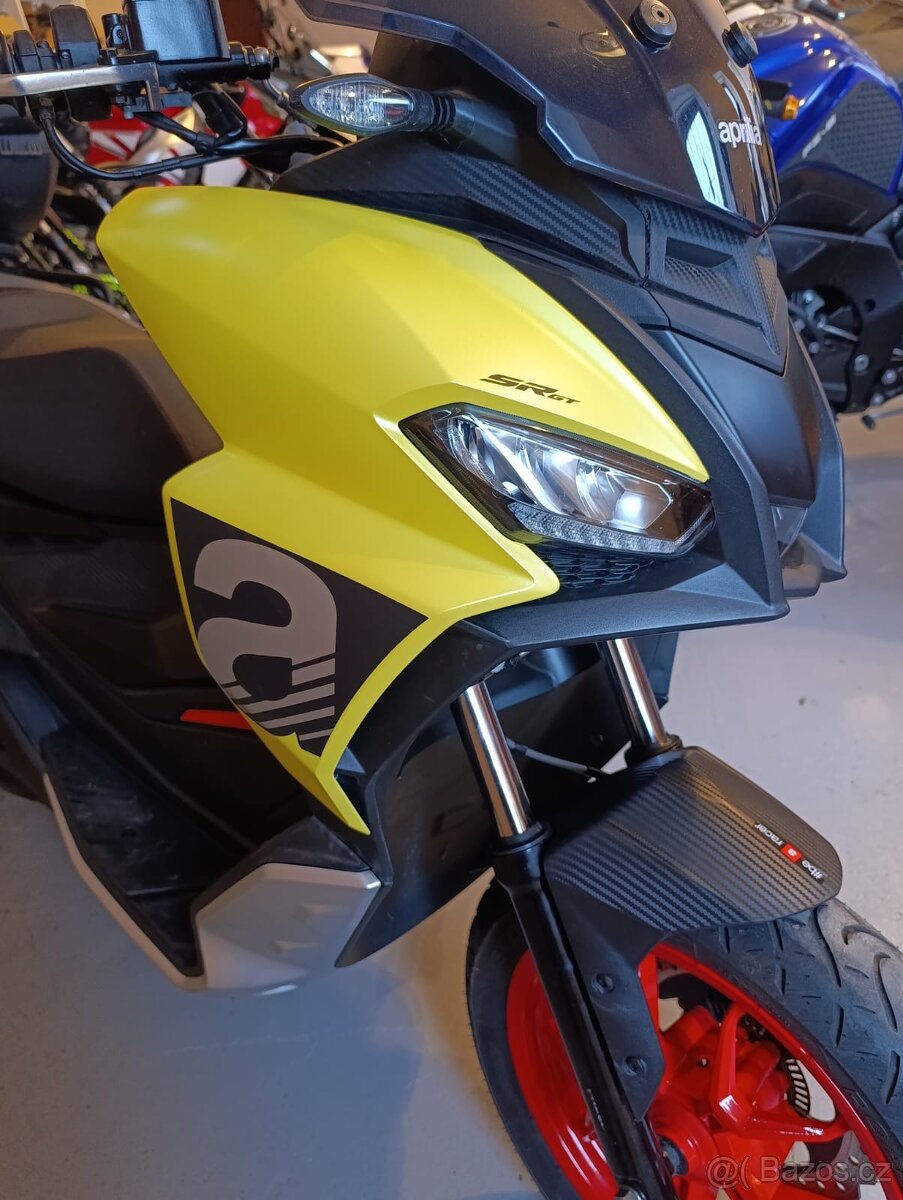 Aprilia SR GT 125 - 7