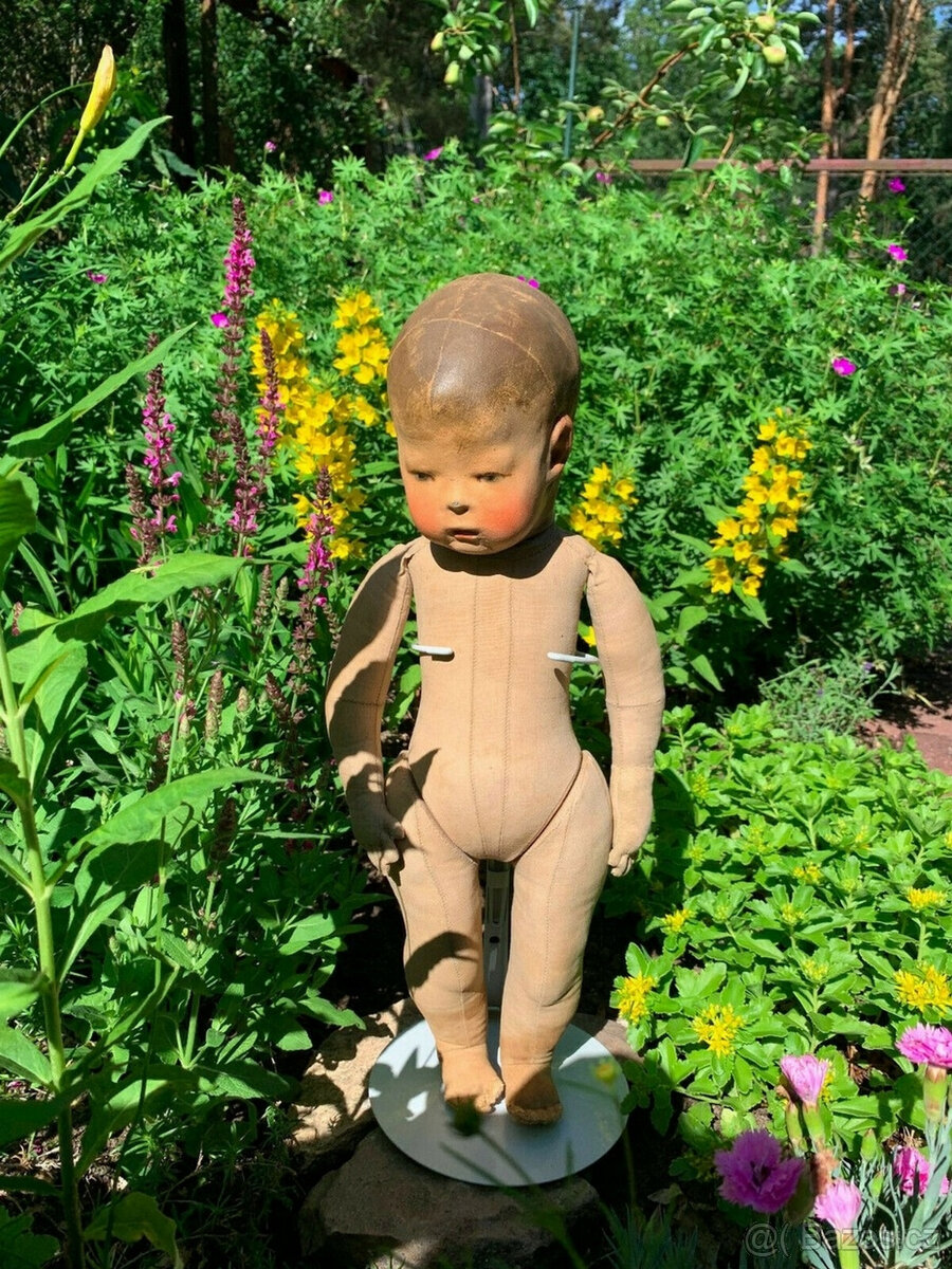 Extrémně vzácná raná panenka Käthe Kruse s motivem žáby z ro - 7