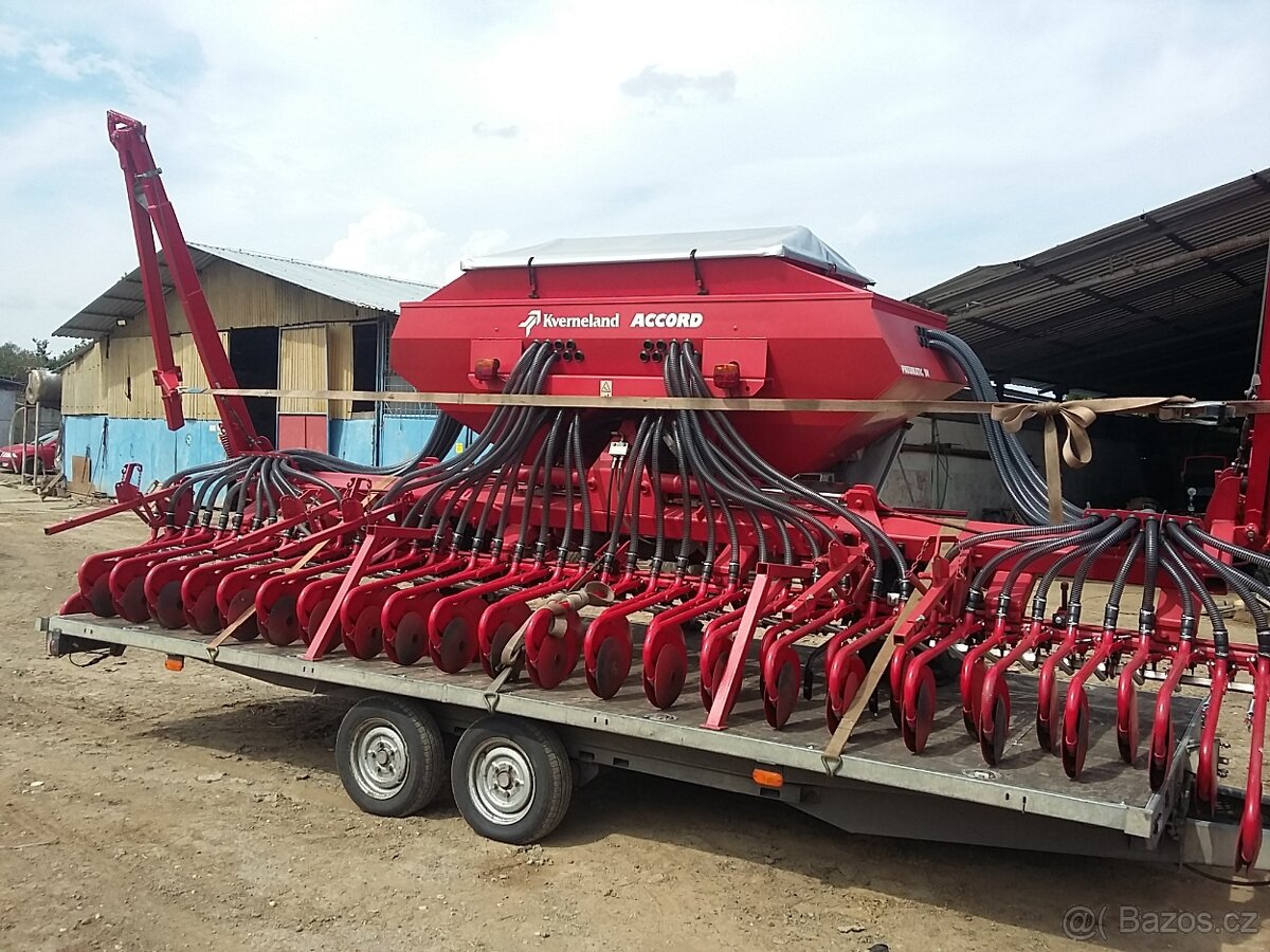 Secí stroj - Kverneland Accord DV6 - 7