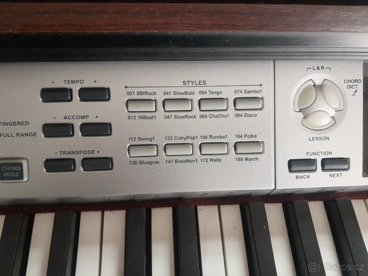 Prodám klávesy - 7