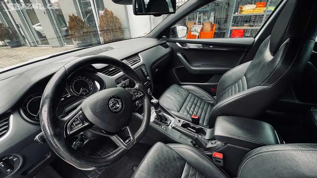 Škoda Octavia 3 RS Challenge 2015 - 7