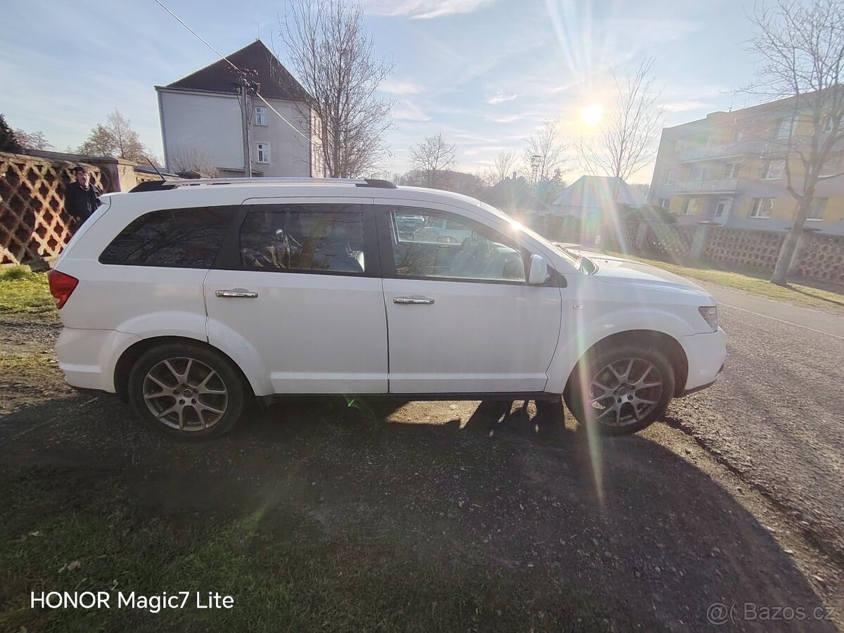 Prodám Fiat Freemont 2.0 JTD Urban - 7