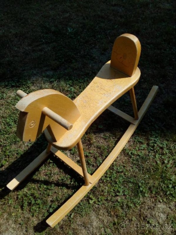 DŘEVĚNÉ A ŠITÉ HRAČKY A DOPLNKY...VĚŠÁK NA OBLEČENÍ - 7