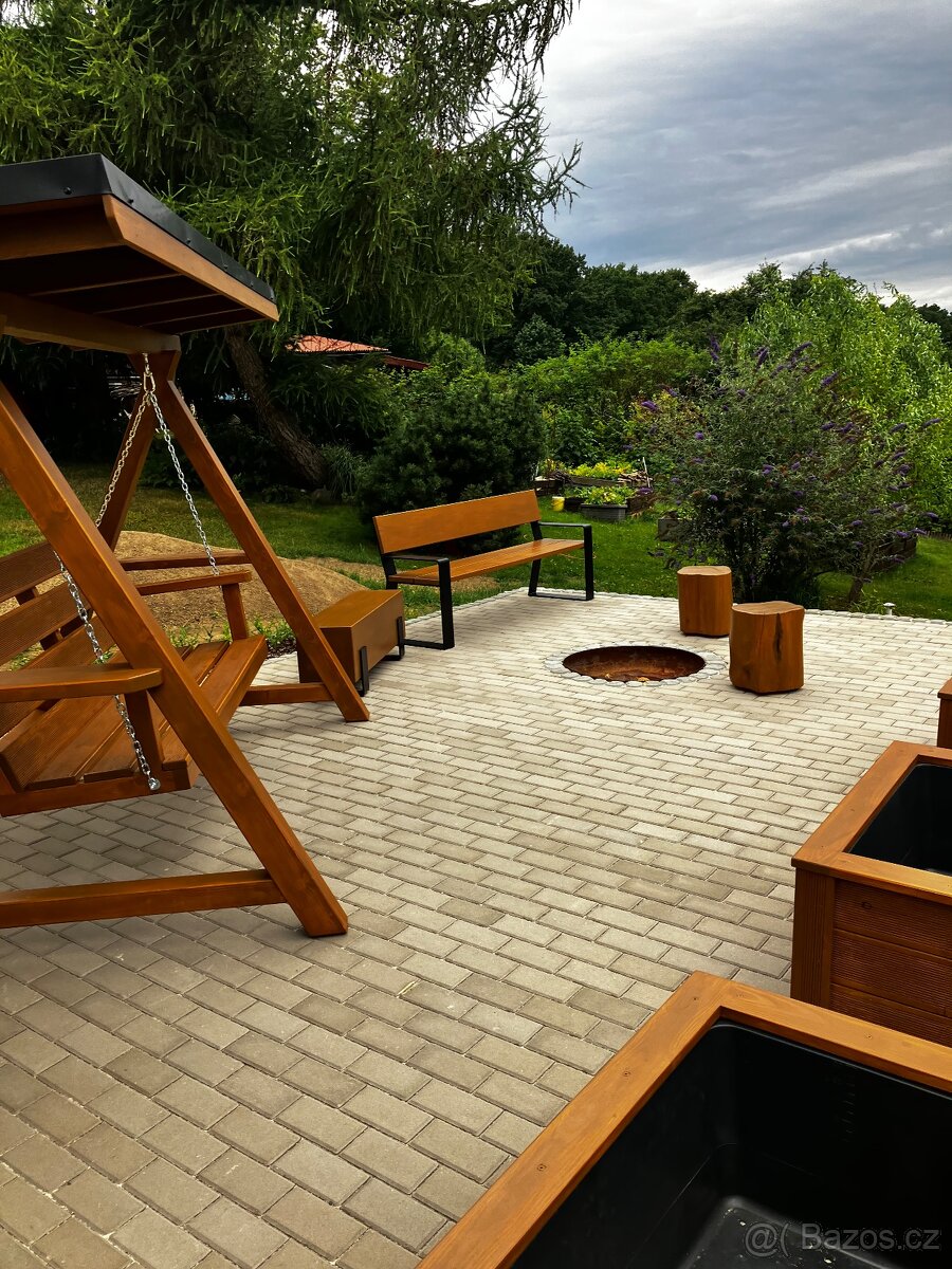 Zahradní dřevěná houpačka - 7