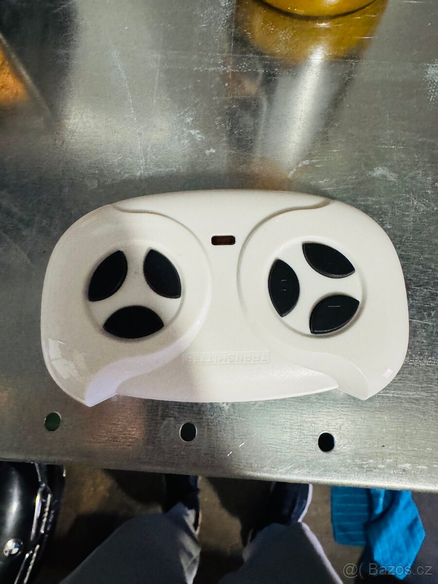 Dětské autíčko eletrika CAN-AM Maverick 24V 800W 10Ah - 7