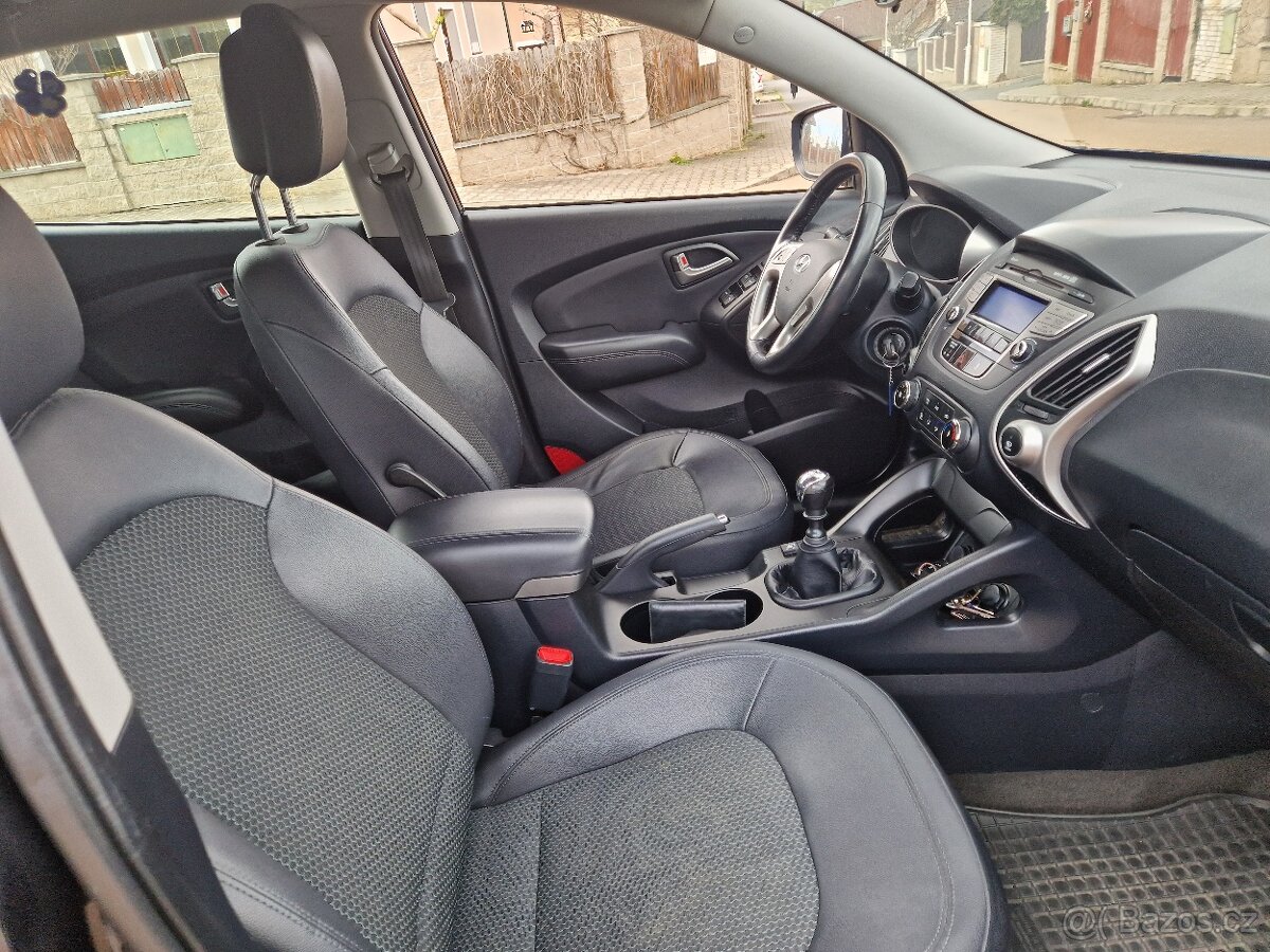 Hyundai ix35 1.6 benzin - LPG - STK 2027 - původ ČR - 7
