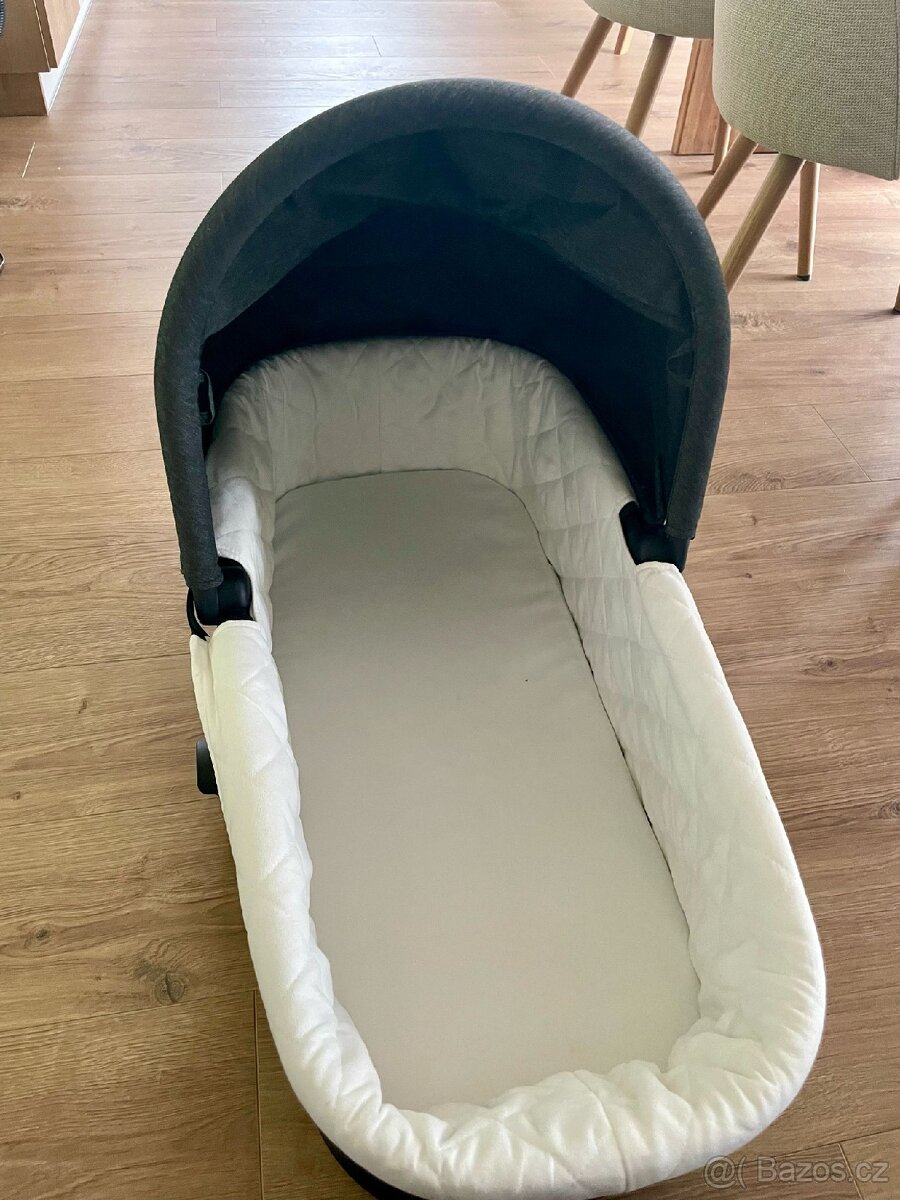 Prodám kočárek Baby Jogger City Select - 7