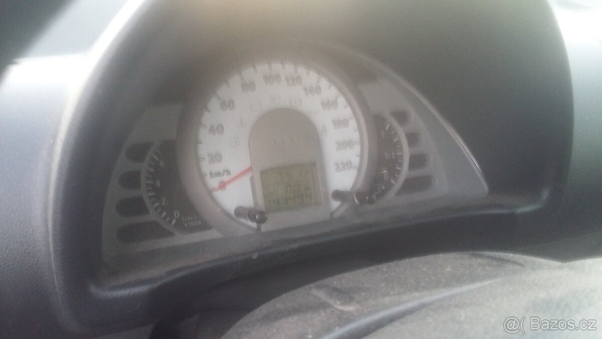 vw fox 1.2 40kw AWY rv2007 - 7