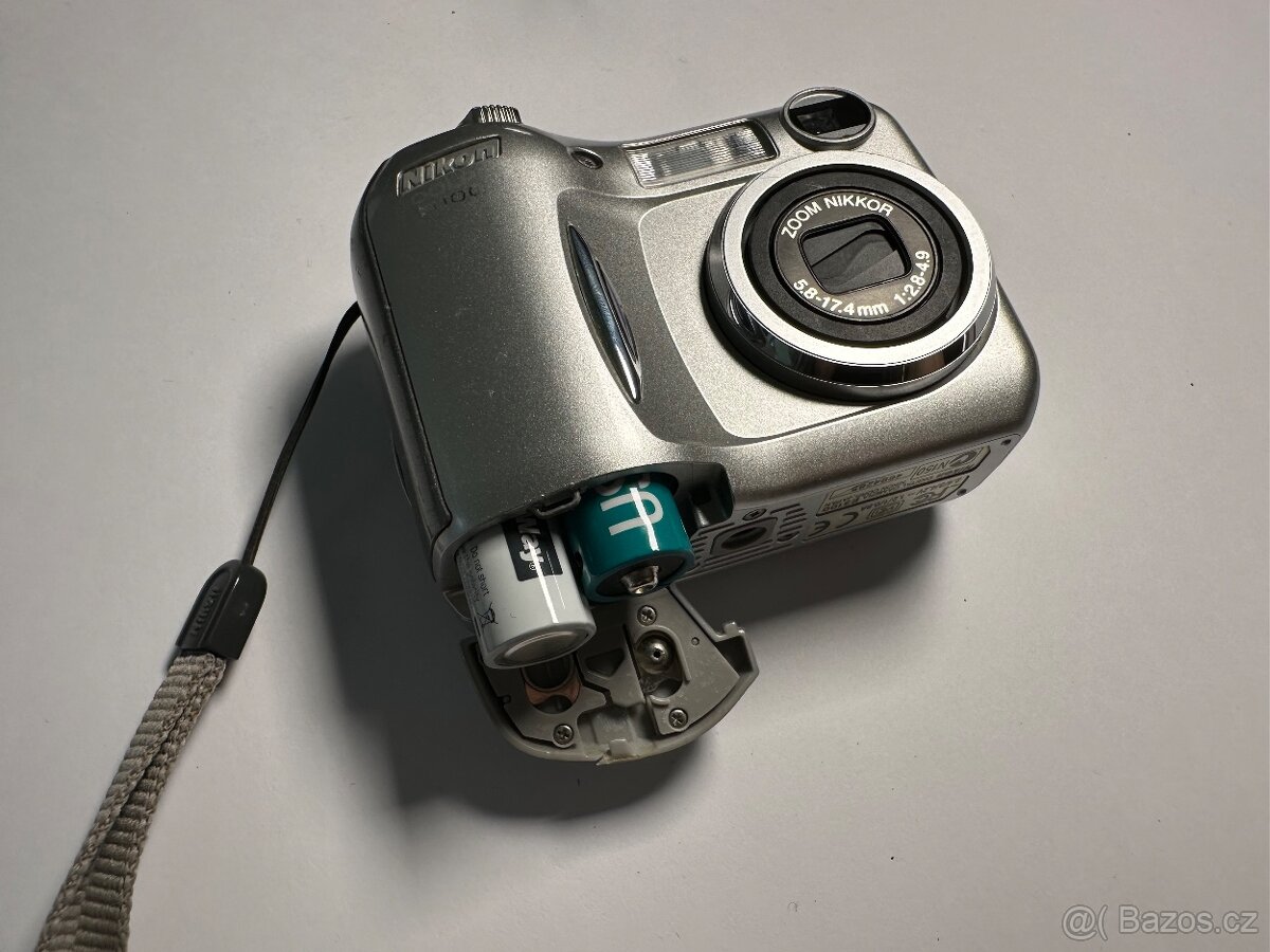 Nikon Coolpix 3100 Retro - 7