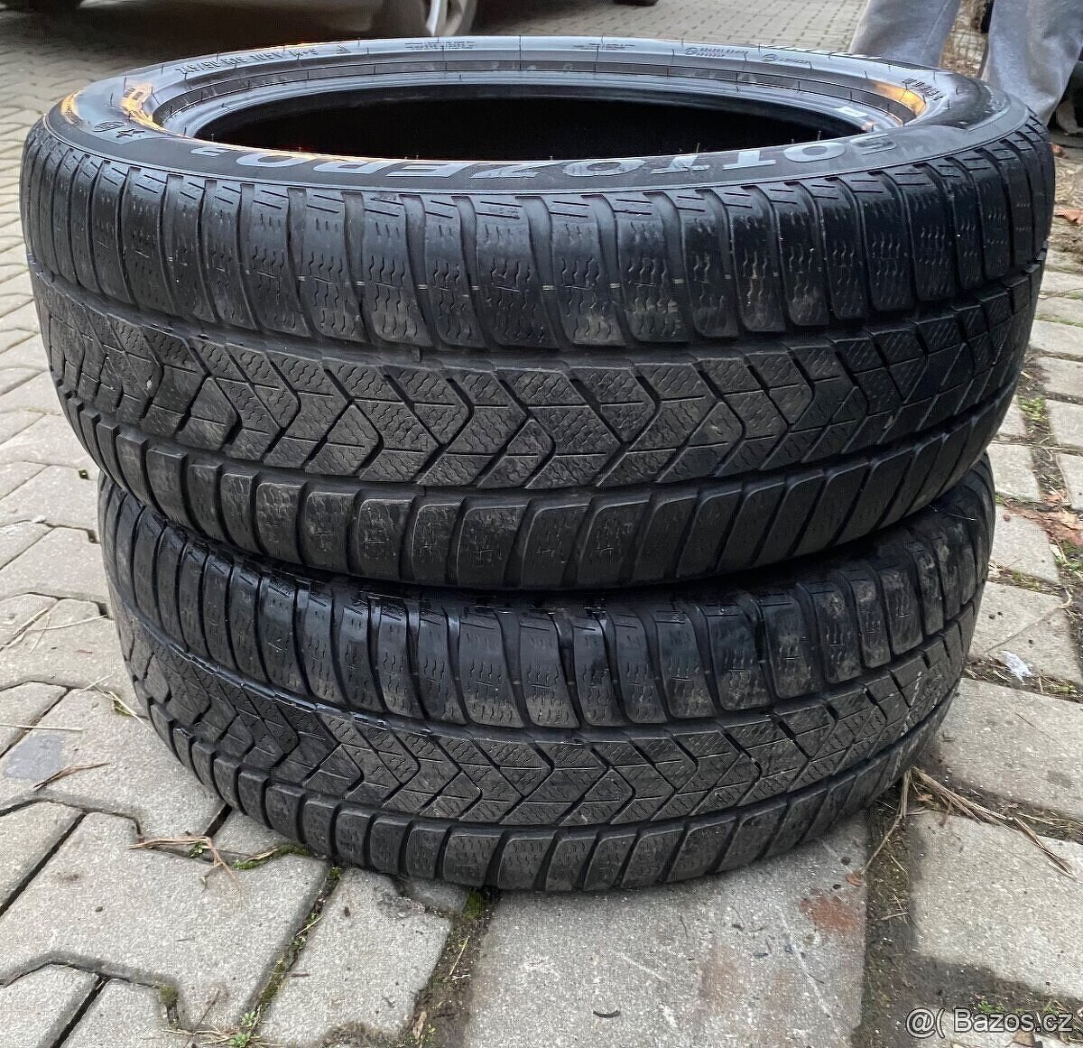 245/50/19 zimní runflat - 7