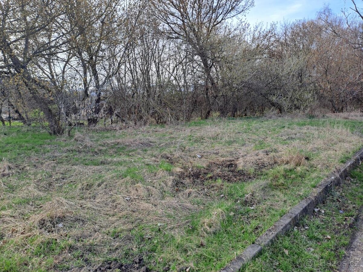 Prodej stavebního pozemku na RD - 7