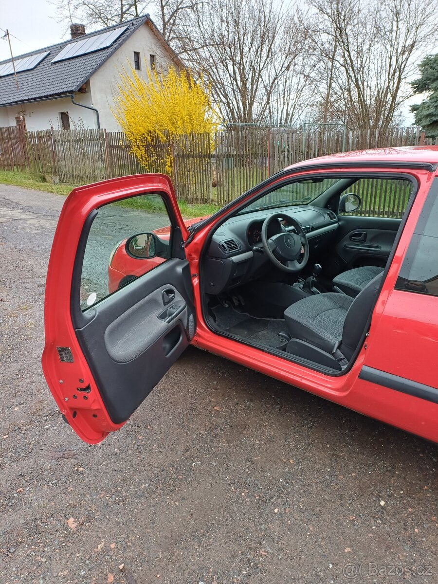 Renault Clio 1.2 - 7