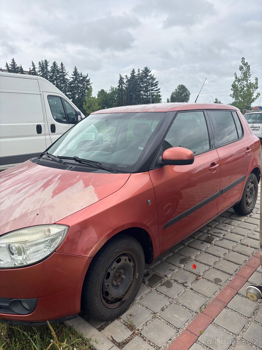 Škoda Fabie rv 2008 benzin - 7