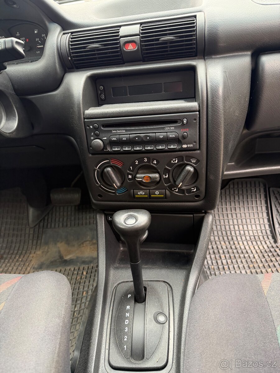 Opel Astra F 1.6i AUTOMAT - 7