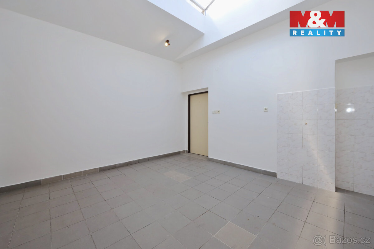 Pronájem obchod a služby v Chotěboři, ul. V Drážkách - 7