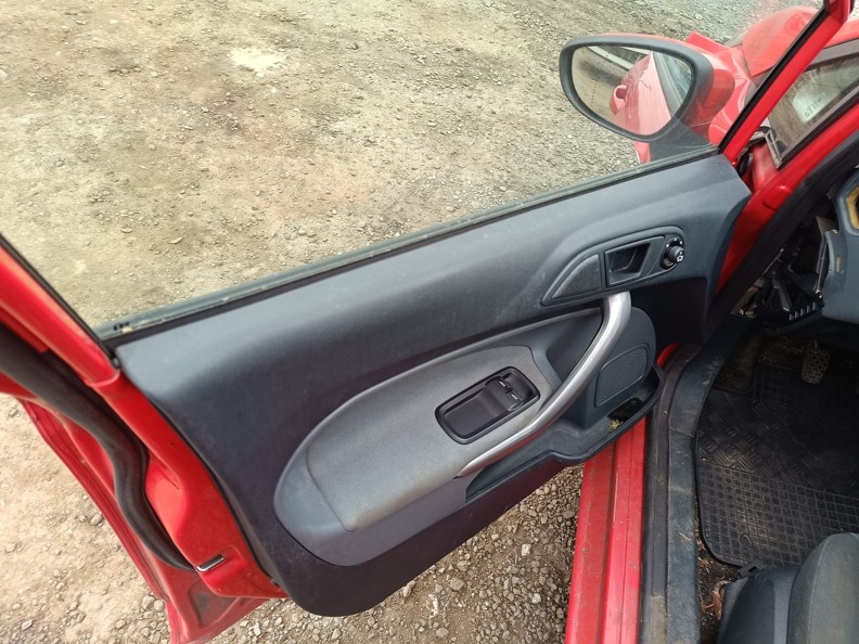 ND z Ford Fiesta 1242.cm3 44.kw benzín r.v.2010 (K50) - 7