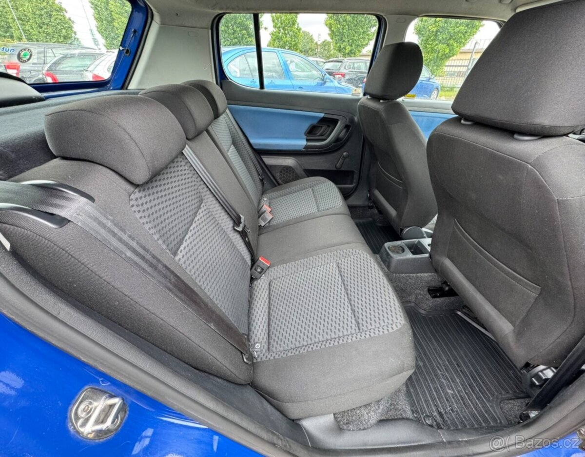 Škoda Fabia II 1.2HTP 88000km - 7