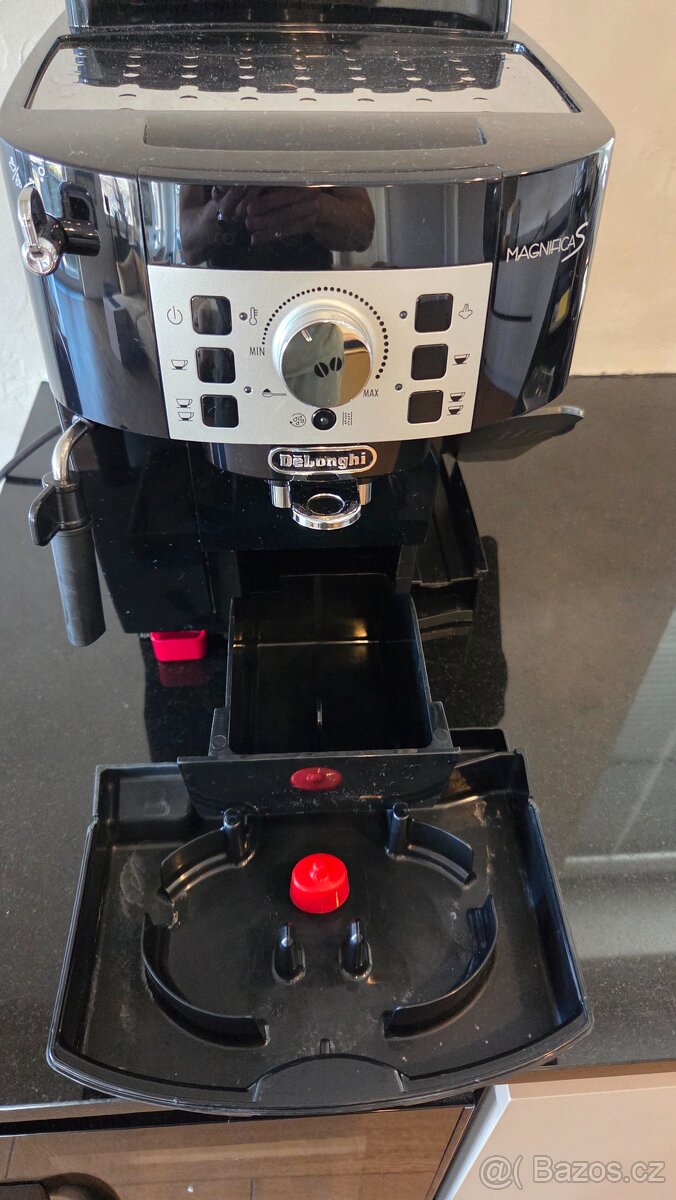 Kávovar De'Longhi Magnifica S - 7