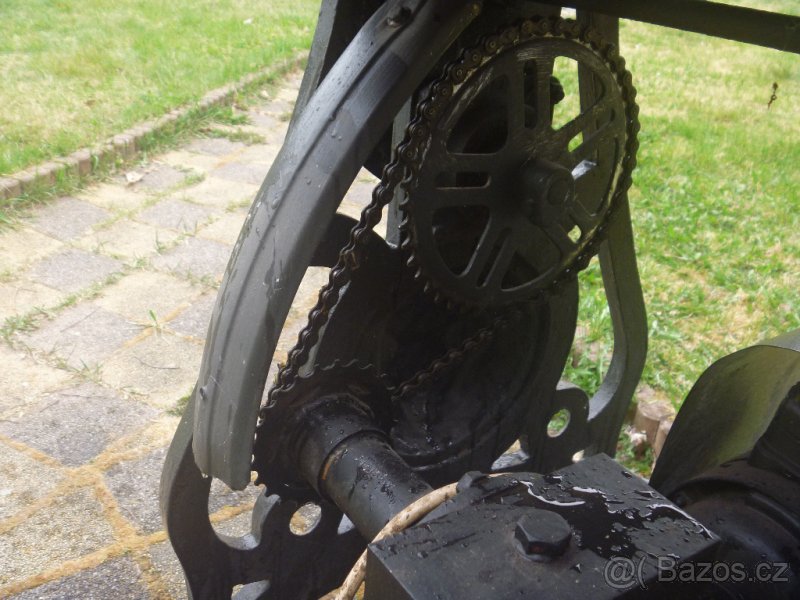 Zahradní elektrický gril - 7