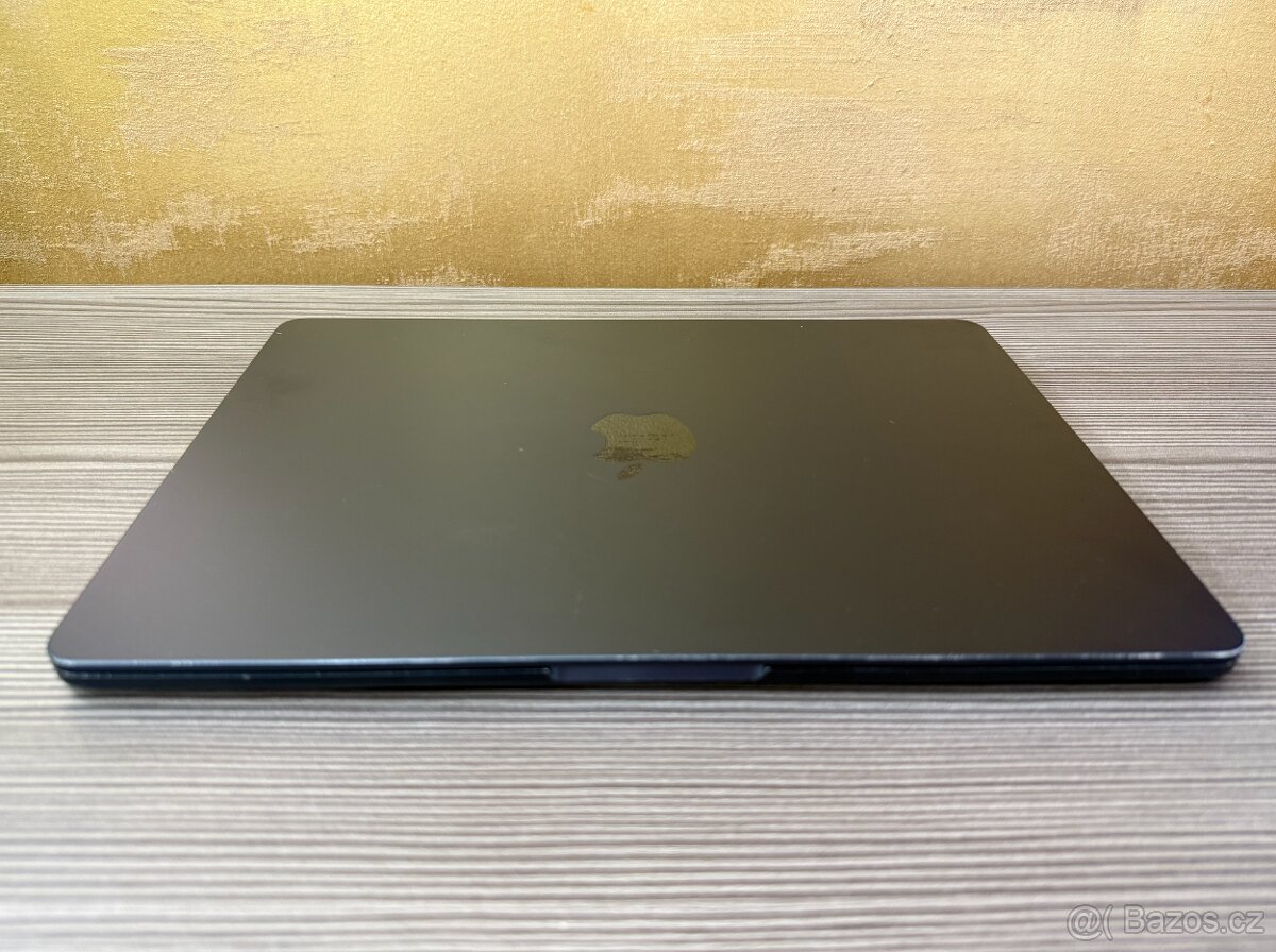 MacBook Air 13" 2022 M2 8GB 256GB Temně Inkoustový - 7