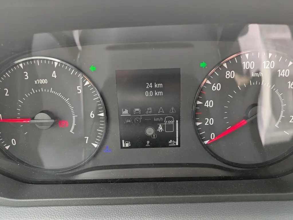 Renault Master, dCi 170 skříňová nástavba 8EP - 7