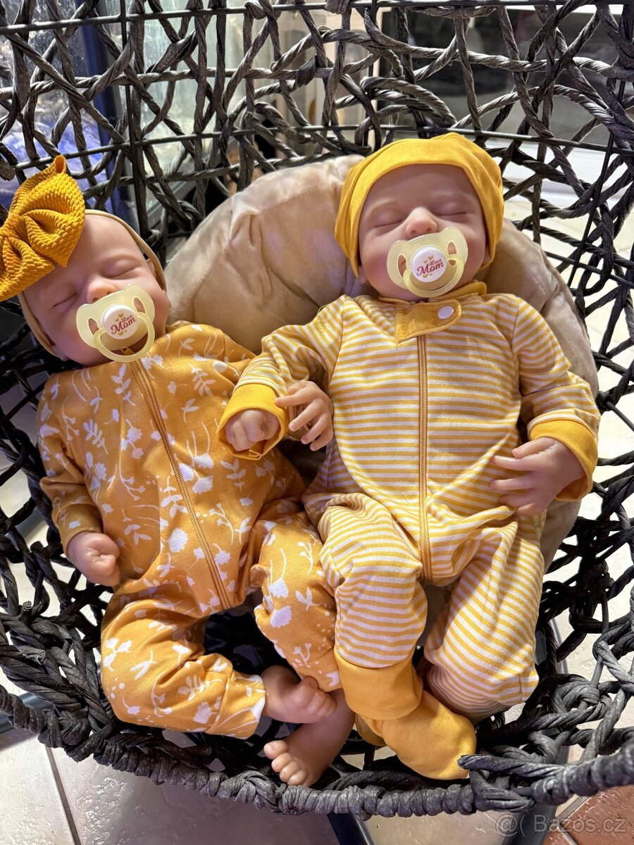 Realistická Reborn dvojčátka s příslušenstvím - 7