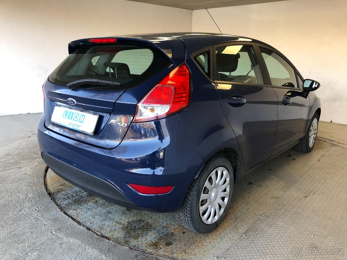 FORD FIESTA 1.3i - 7