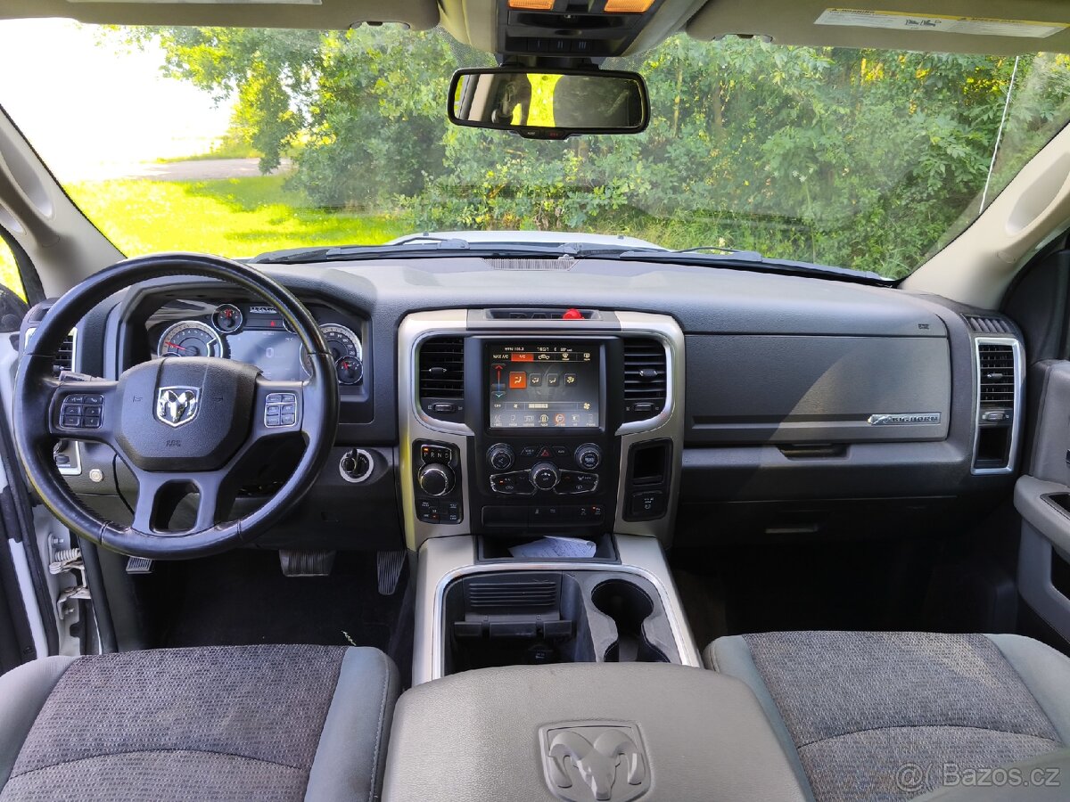 RAM 1500 - 7